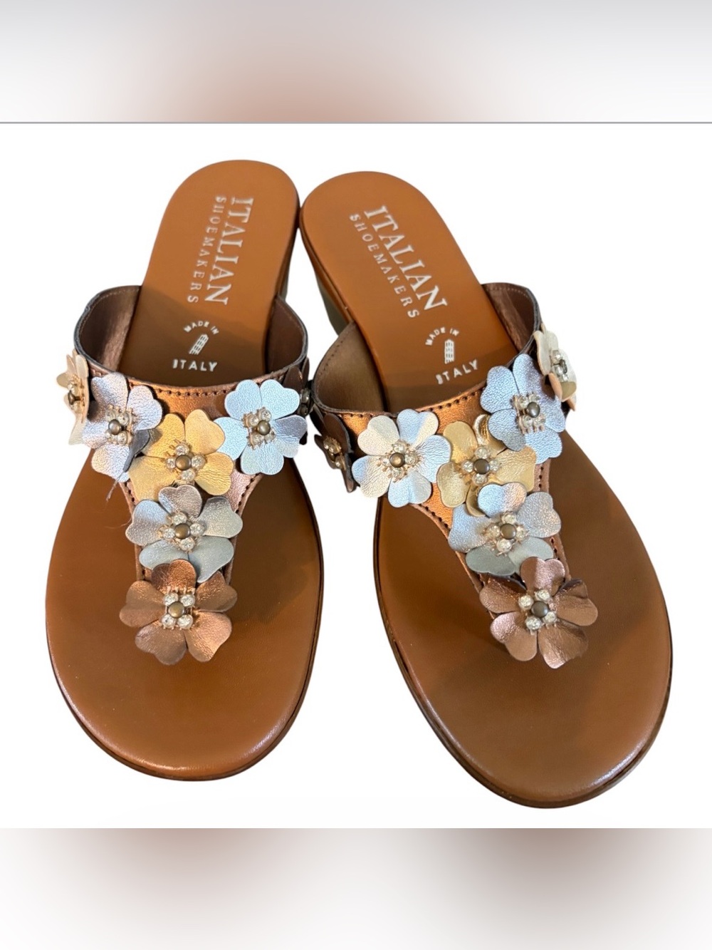 Italian Shoemakers Women's Metallic Zane Flowered Wedge Sandals NIB Size 8